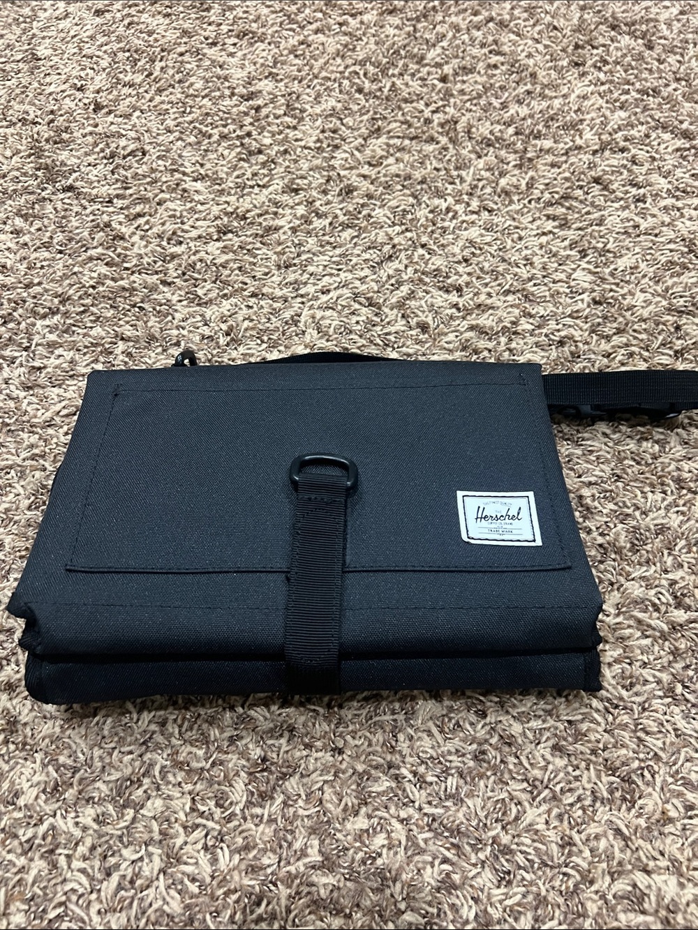 NWOT Herschel Sprout change mat